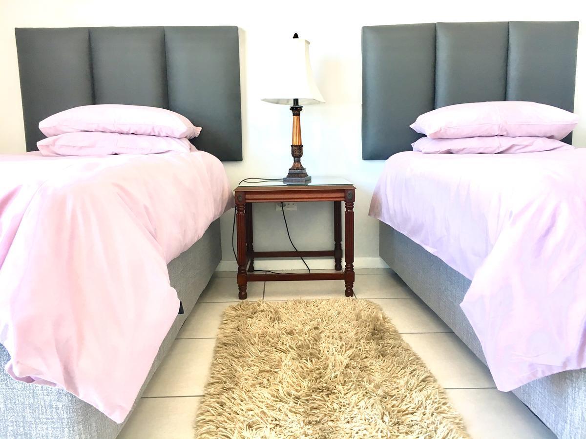 Hightide Apartment Amanzimtoti Exterior foto